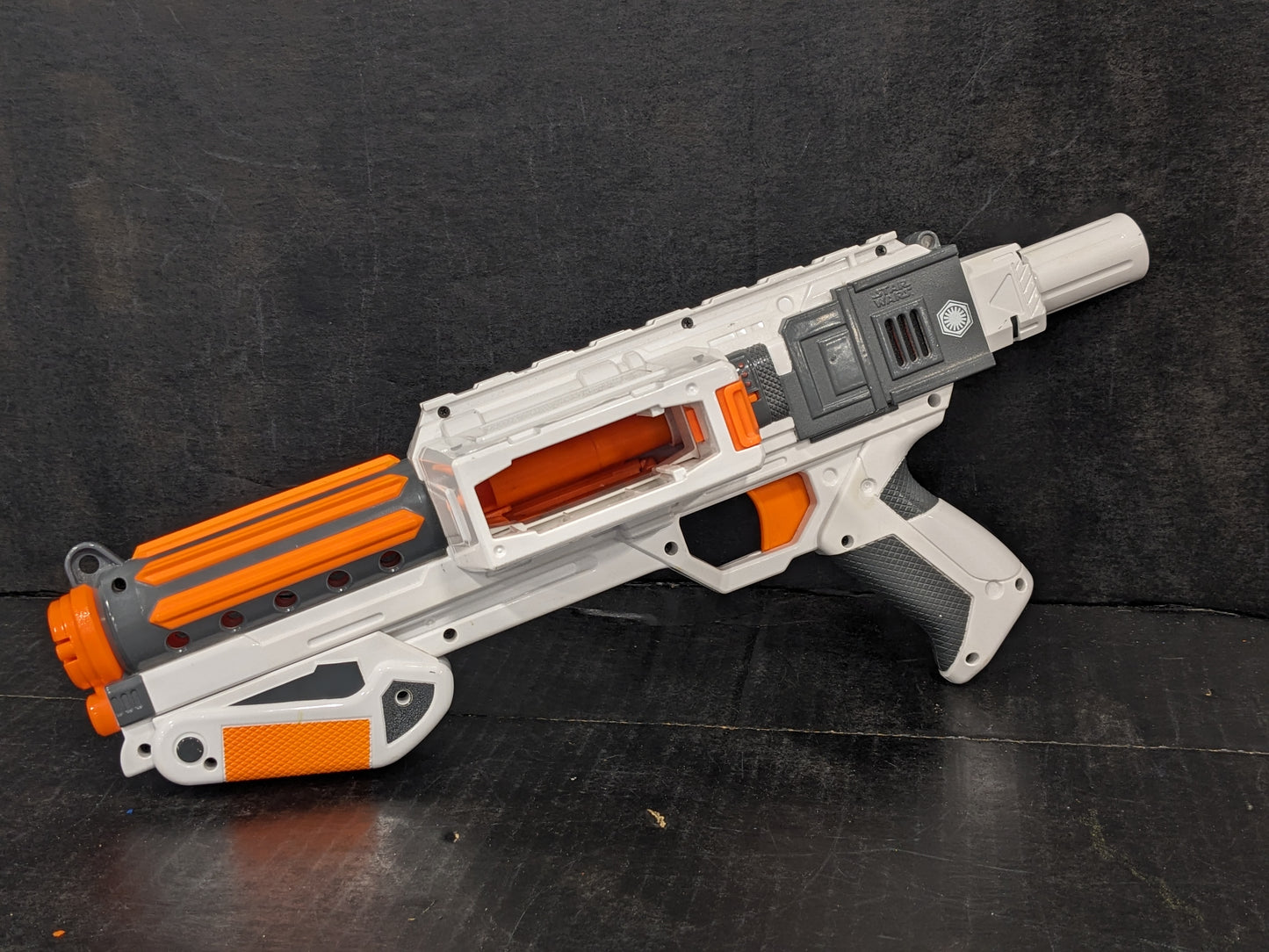 Nerf Star Wars First Order Stormtrooper Deluxe Blaster