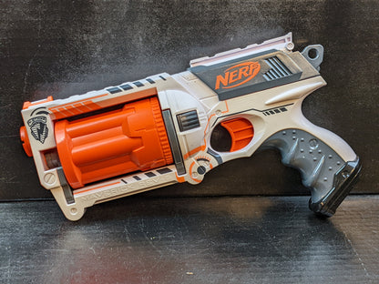 Nerf N-Strike Maverick REV-6