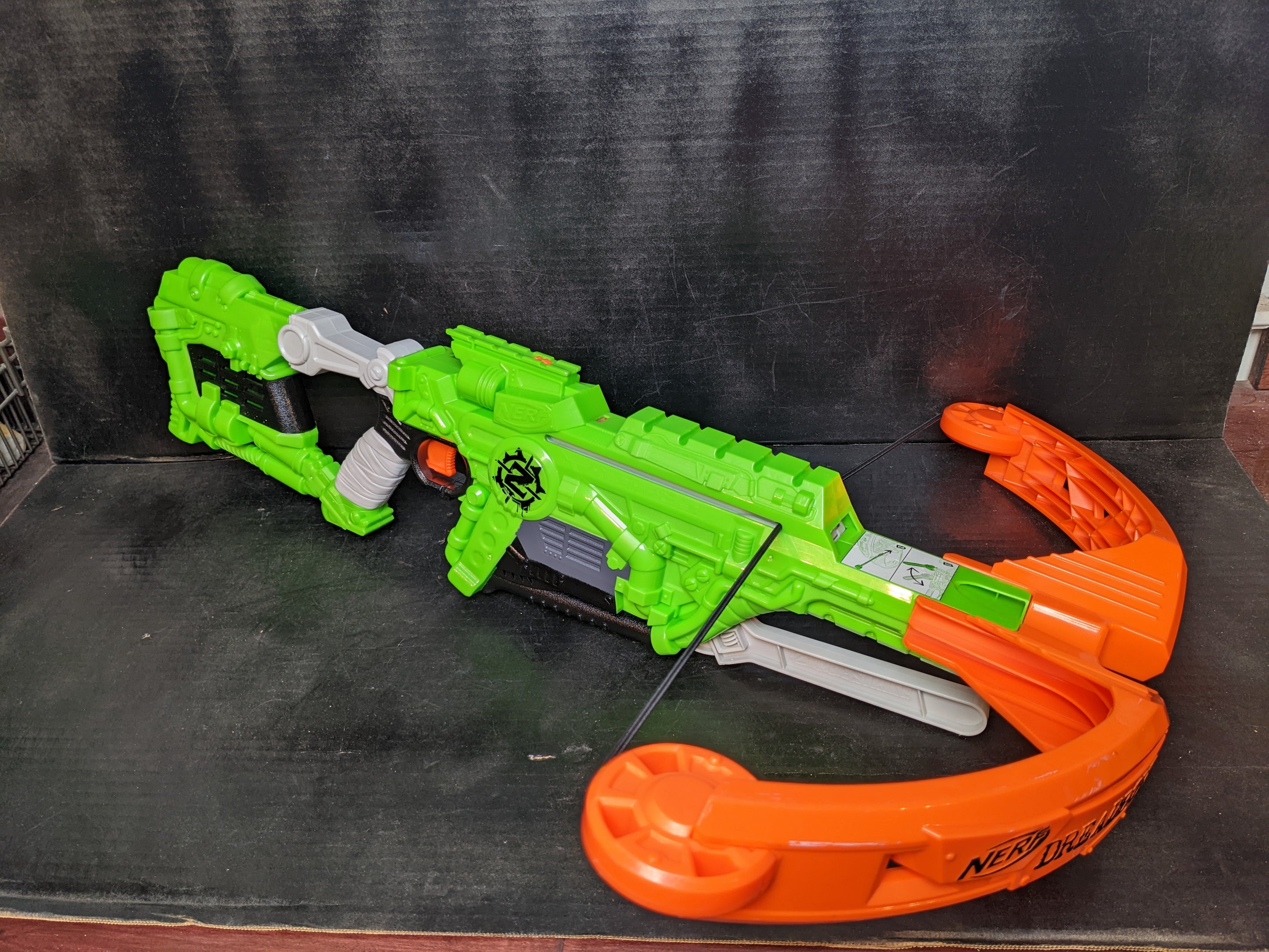 Nerf Zombie Strike Dreadbolt – Blaster Barn